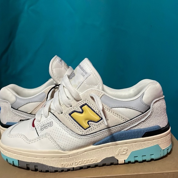 New balance 550 US Men 5 - Picture 1 of 5